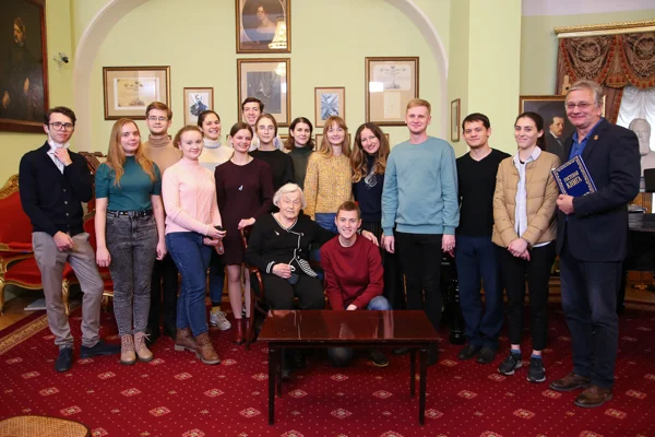 Professor Irina Kozhenova Tells about the Ouevres of Wagner and Verdi