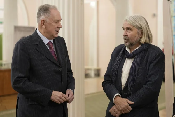 Персональная выставка Евгения Ромашко