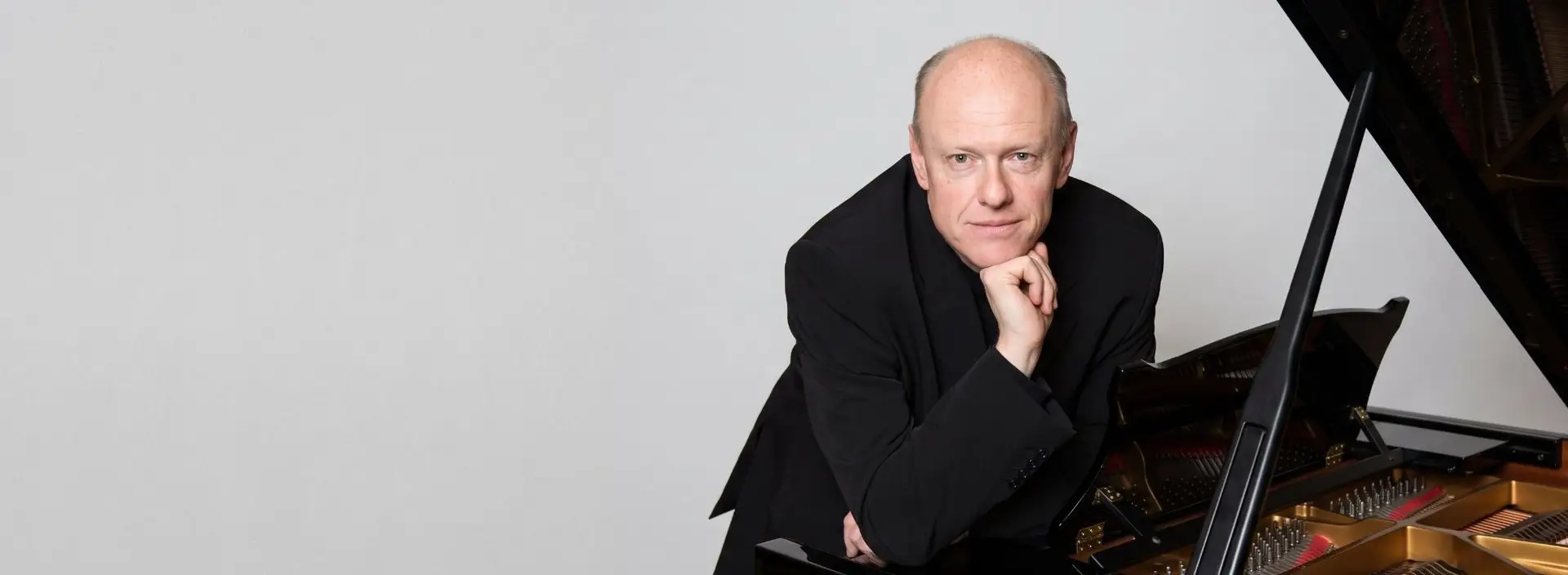 Андрей Диев, фортепиано